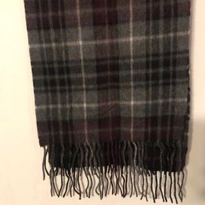 Cashmere scarf